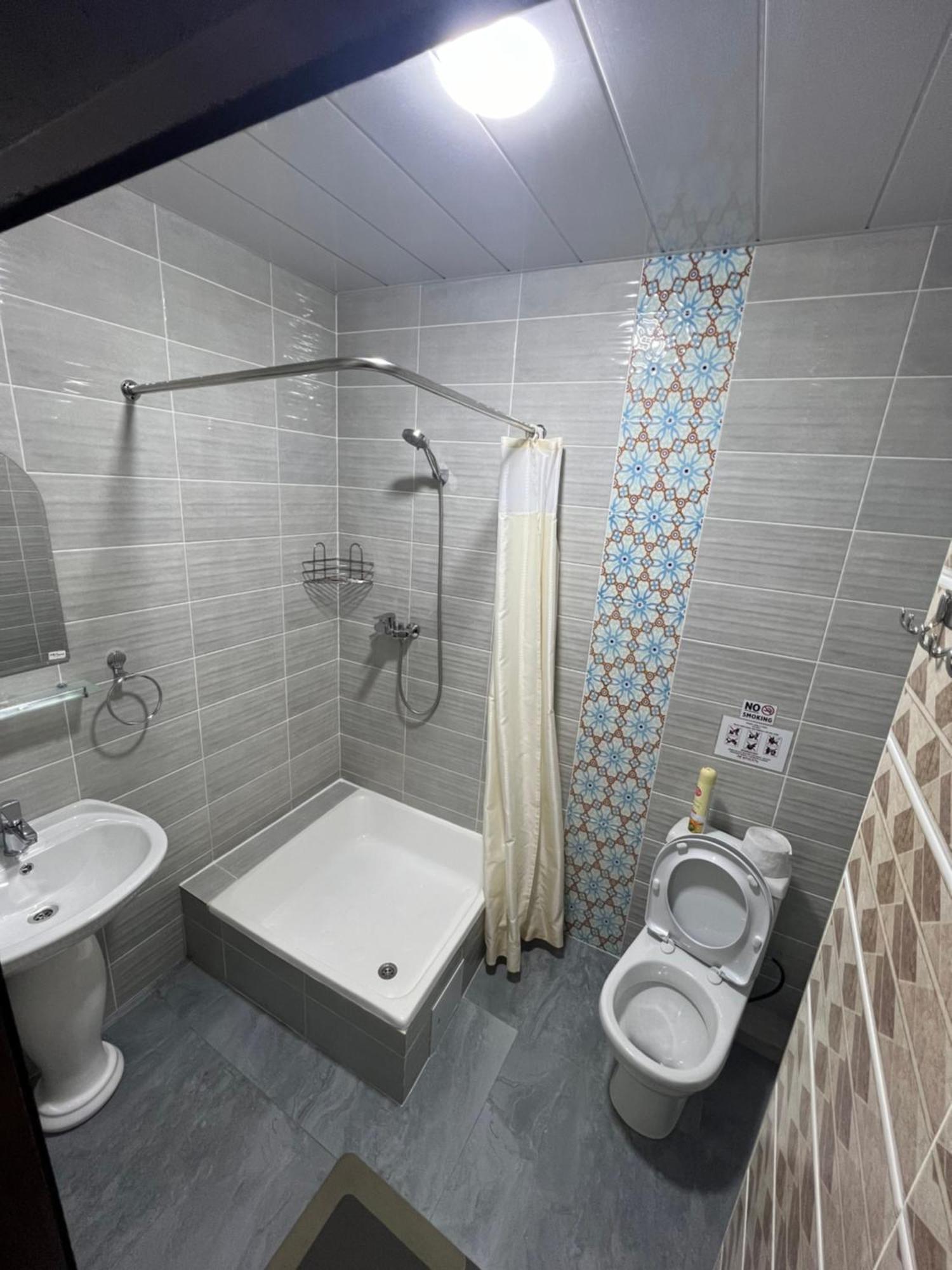 Everland Guest House 부하라 외부 사진