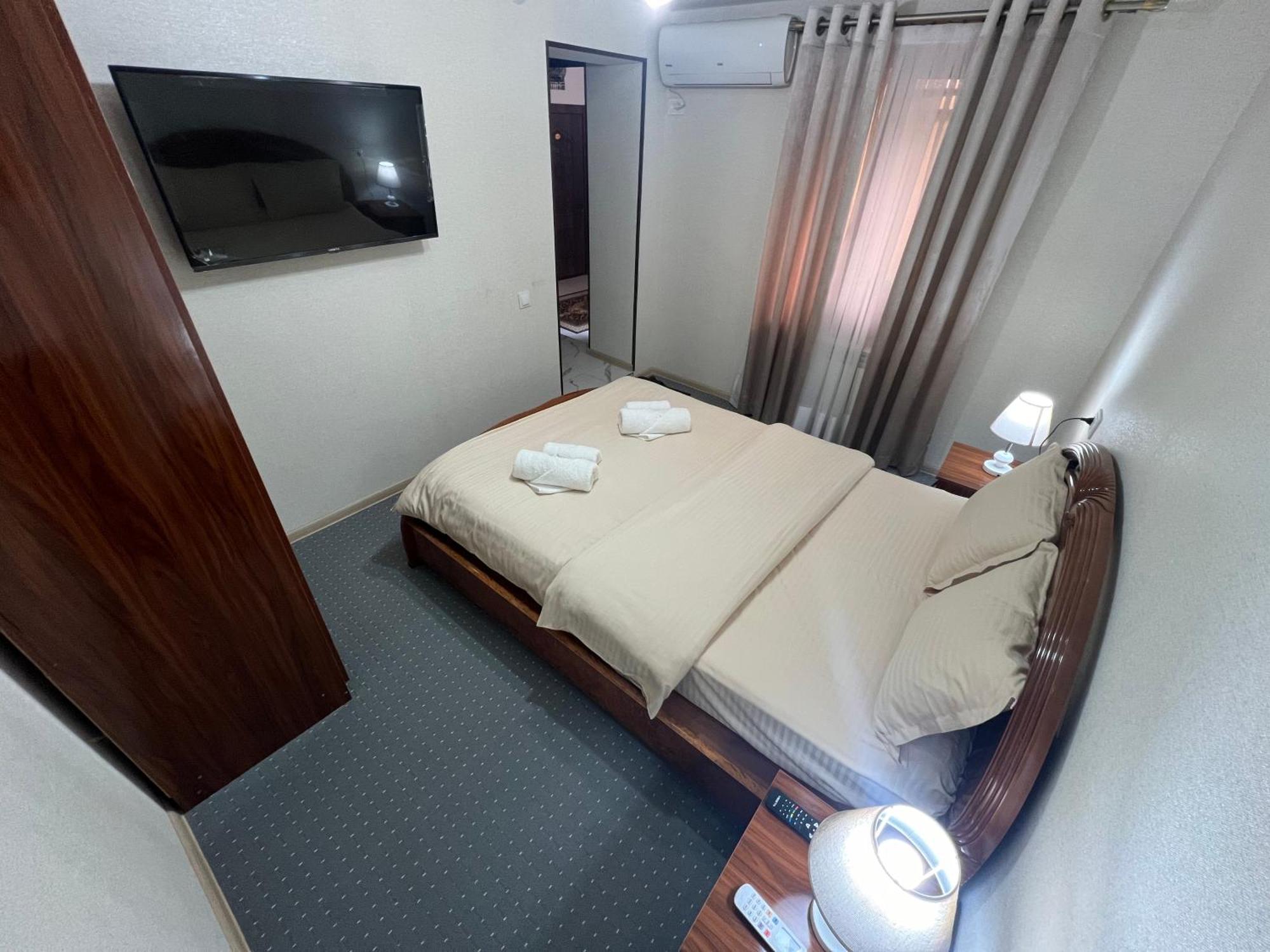 Everland Guest House 부하라 외부 사진