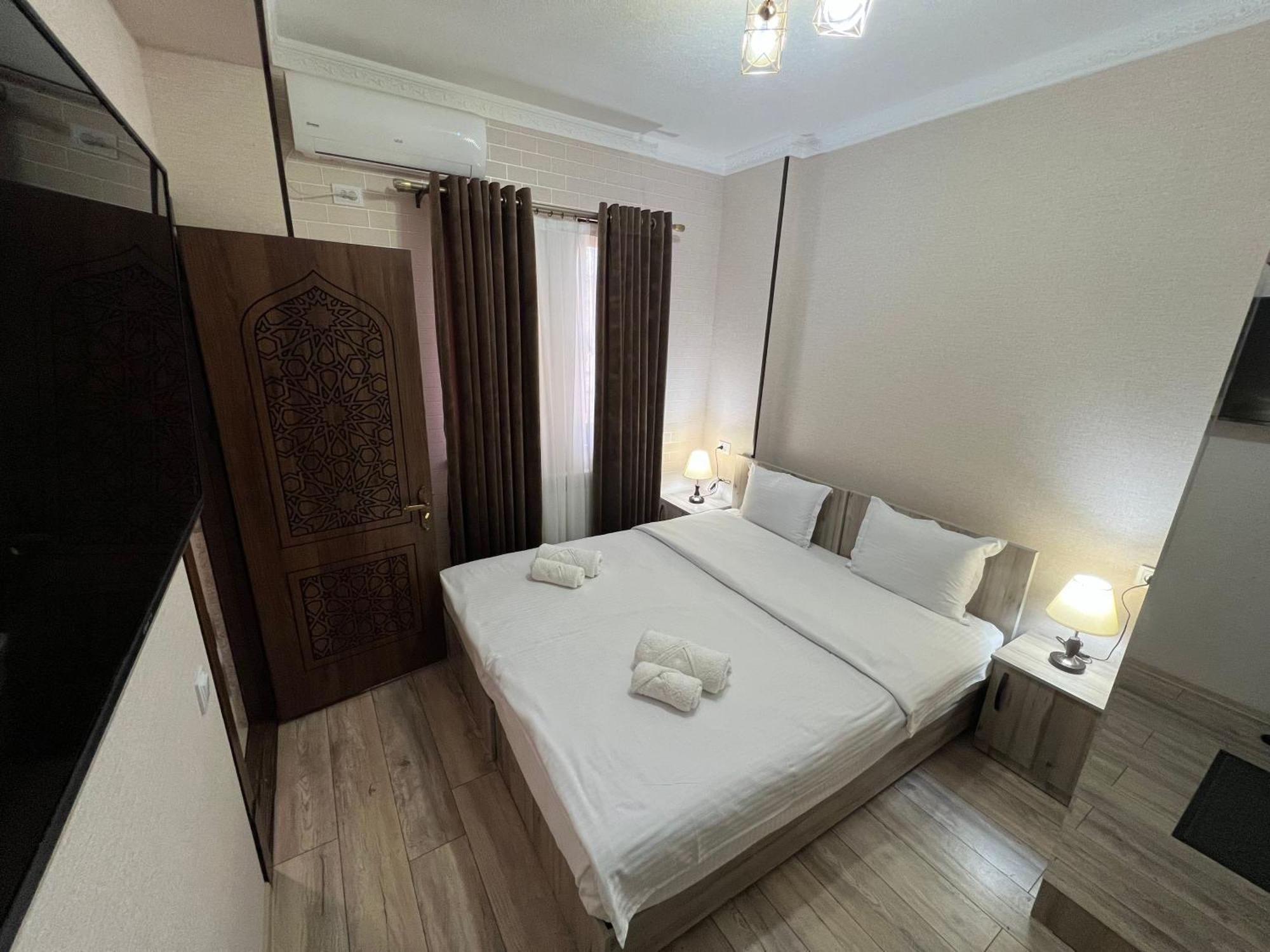 Everland Guest House 부하라 외부 사진