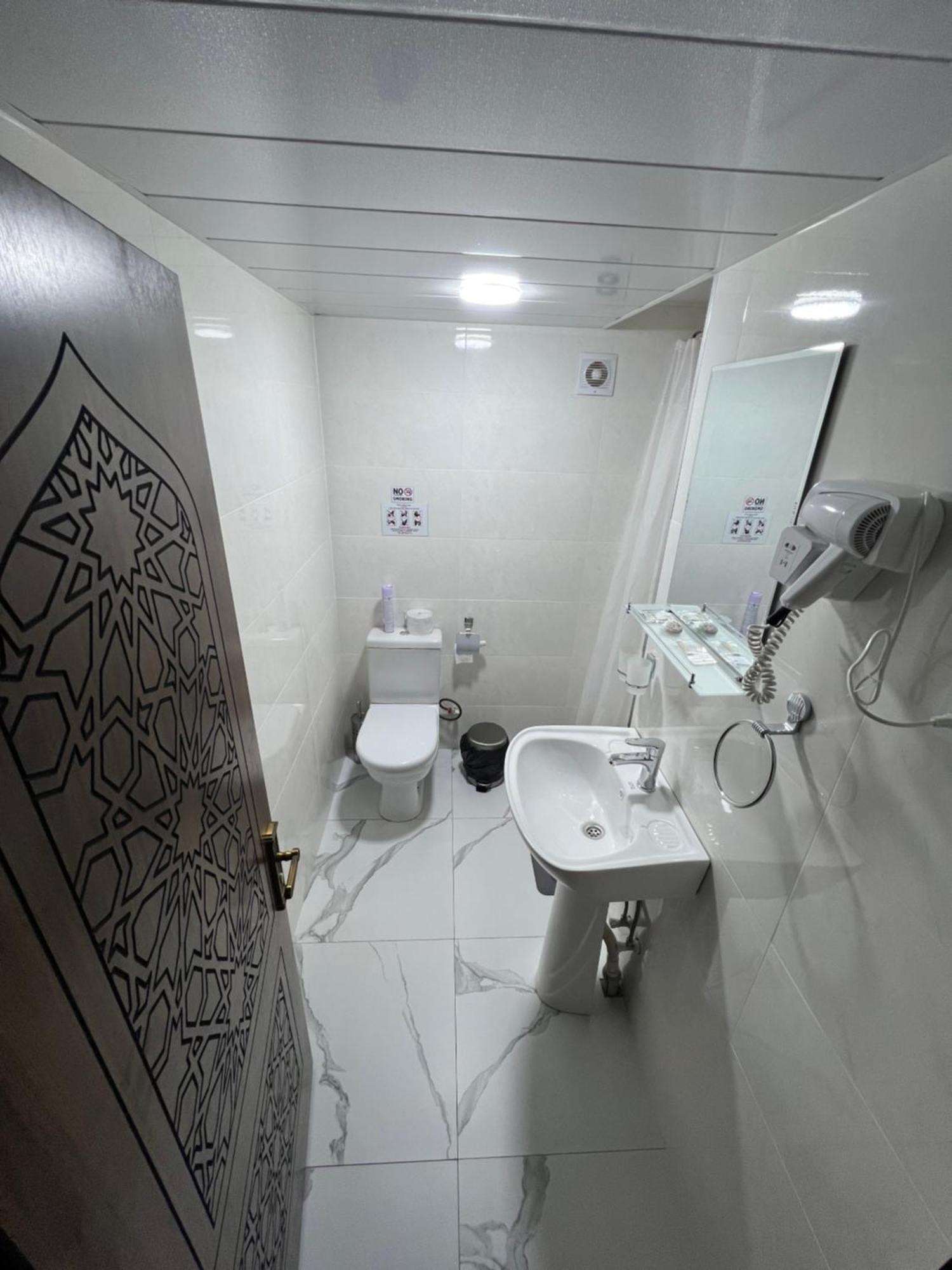 Everland Guest House 부하라 외부 사진