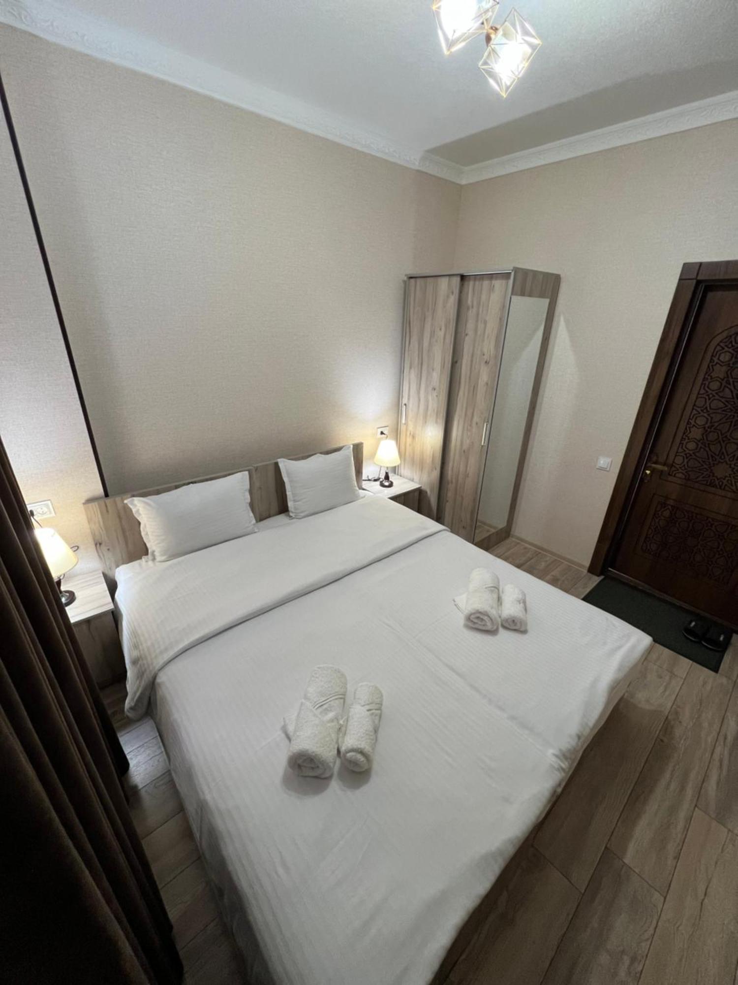 Everland Guest House 부하라 외부 사진