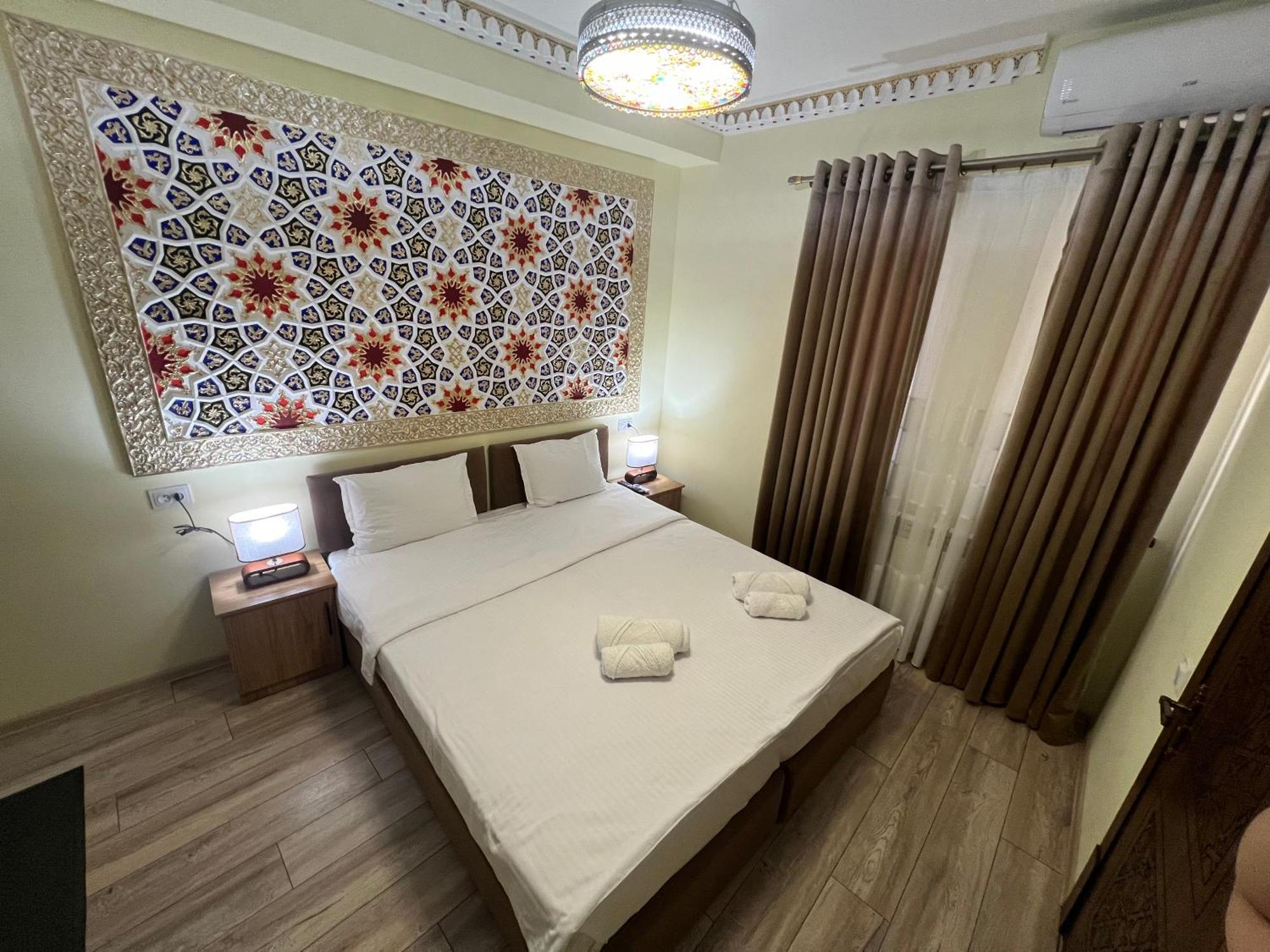 Everland Guest House 부하라 외부 사진